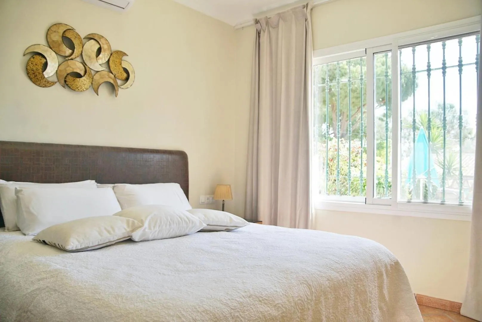 Luxury Seaside Villa MIJAS COSTA 0*,